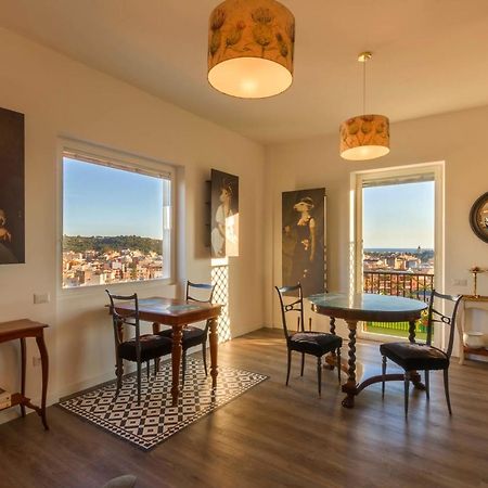 Eleventh Floor Suites Cagliari Esterno foto
