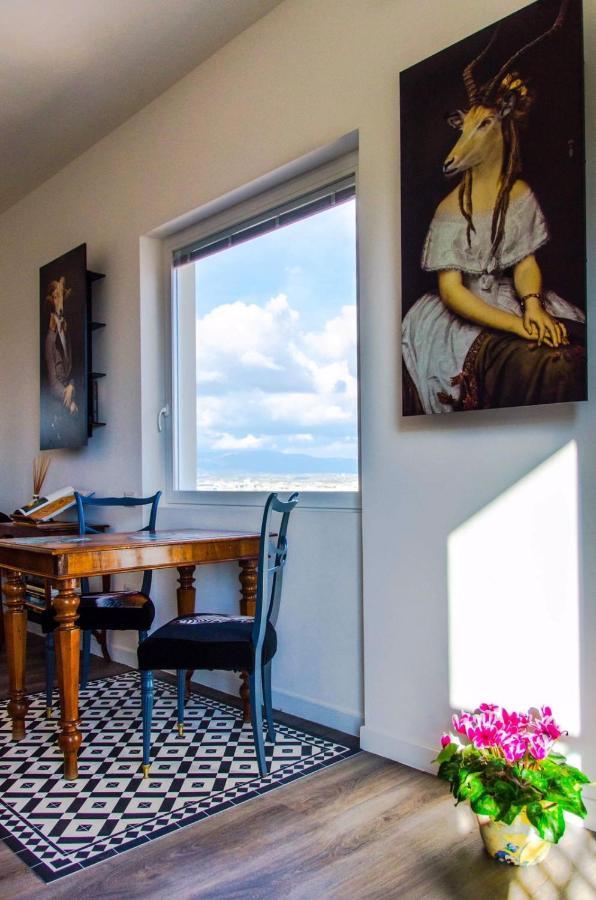 Eleventh Floor Suites Cagliari Esterno foto